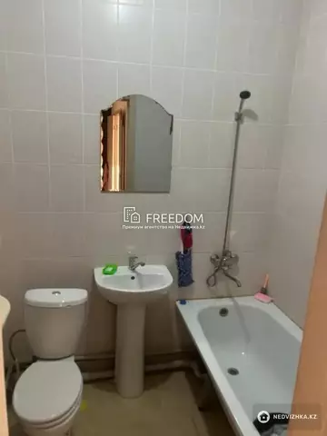 1-комнатная квартира, этаж 2 из 9, 40 м²