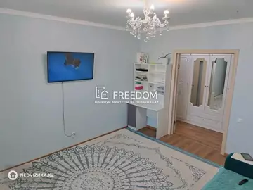 1-комнатная квартира, этаж 8 из 9, 39 м²