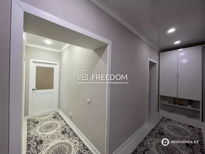 63.1 м², 3-комнатная квартира, этаж 9 из 10, 63 м², изображение - 1