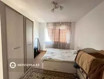 2-комнатная квартира, этаж 8 из 9, 63 м²