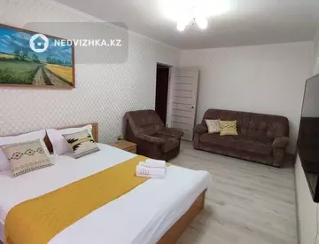 1-комнатная квартира, этаж 2 из 5, 35 м², посуточно