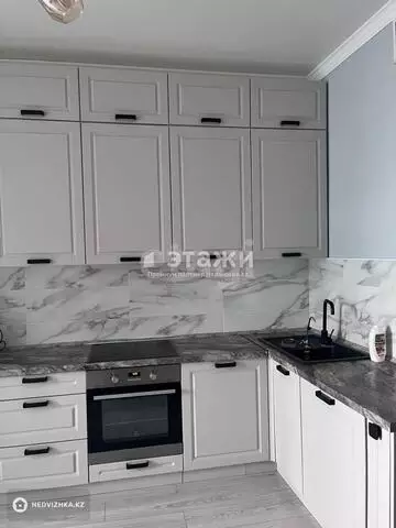 4-комнатная квартира, этаж 12 из 14, 125 м²