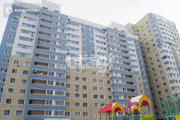 1-комнатная квартира, этаж 7 из 18, 38 м²