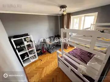 4-комнатная квартира, этаж 9 из 9, 92 м²