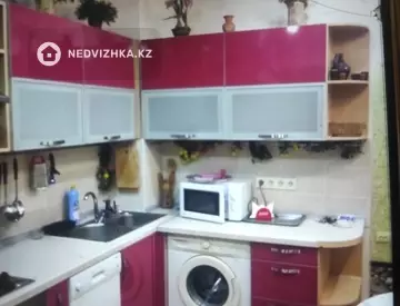 1-комнатная квартира, этаж 6 из 9, 50 м², посуточно