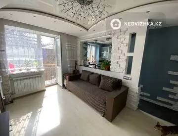 2-комнатная квартира, этаж 4 из 4, 43 м²