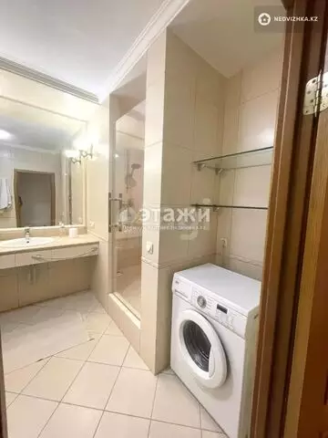 4-комнатная квартира, этаж 10 из 39, 167 м²