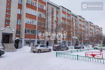 2-комнатная квартира, этаж 2 из 5, 60 м²