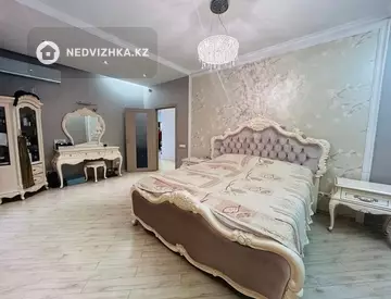 4-комнатная квартира, этаж 3 из 22, 156 м²