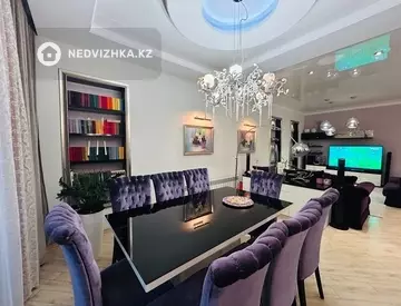 4-комнатная квартира, этаж 3 из 22, 156 м²