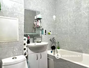 60 м², 3-комнатная квартира, этаж 4 из 4, 60 м², изображение - 2