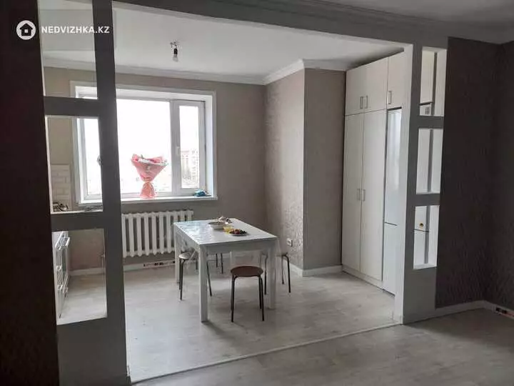 90 м², 3-комнатная квартира, этаж 8 из 12, 90 м², изображение - 1