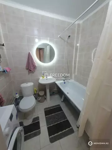 1-комнатная квартира, этаж 12 из 14, 33 м²