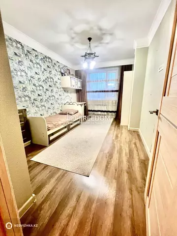 3-комнатная квартира, этаж 7 из 10, 73 м²