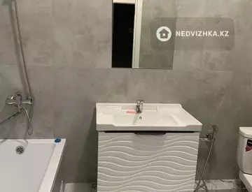 1-комнатная квартира, этаж 1 из 9, 47 м², на длительный срок