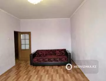 2-комнатная квартира, этаж 8 из 9, 8 м²