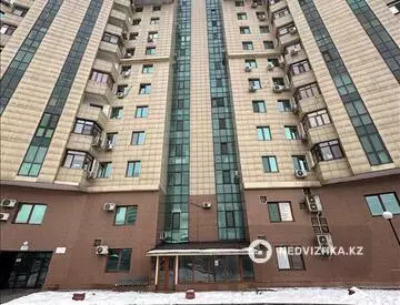 4-комнатная квартира, этаж 13 из 13, 166 м²