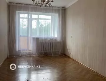 3-комнатная квартира, этаж 4 из 5, 57 м²