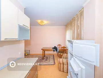 62.2 м², 3-комнатная квартира, этаж 2 из 10, 62 м², изображение - 4