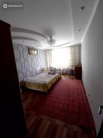 3-комнатная квартира, этаж 2 из 14, 96 м²