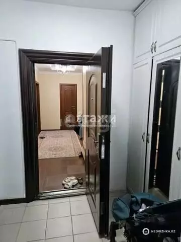 2-комнатная квартира, этаж 14 из 19, 67 м²
