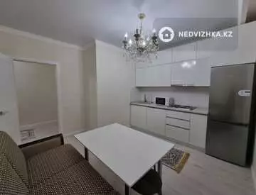 1-комнатная квартира, этаж 3 из 9, 50 м²