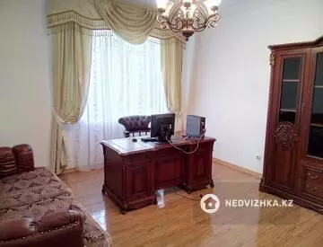 Здание, 4 этажа, 600 м², на длительный срок