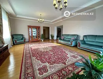 5-комнатный дом, 8 соток, 301 м²