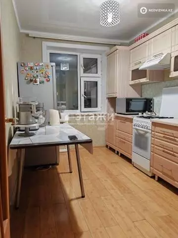 3-комнатная квартира, этаж 5 из 5, 62 м²