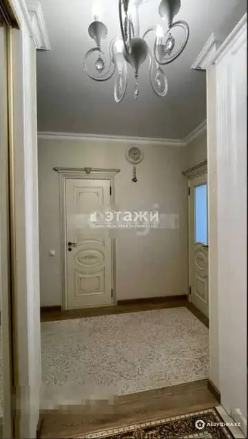 3-комнатная квартира, этаж 6 из 12, 94 м²