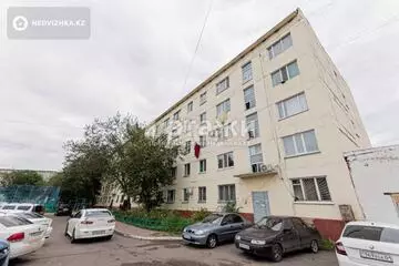 2-комнатная квартира, этаж 4 из 5, 36 м²