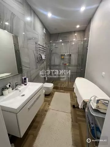 4-комнатная квартира, этаж 6 из 8, 127 м²