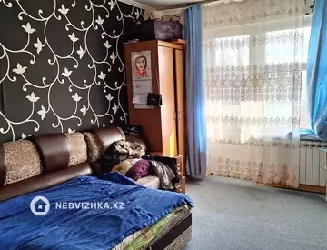 3-комнатная квартира, этаж 4 из 5, 70 м²