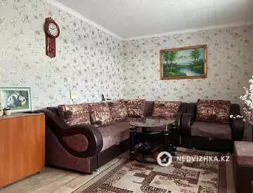 2-комнатная квартира, этаж 4 из 9, 47 м²