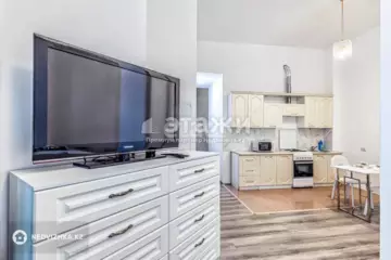 1-комнатная квартира, этаж 14 из 14, 40 м²