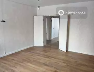 3-комнатная квартира, этаж 2 из 5, 76 м²