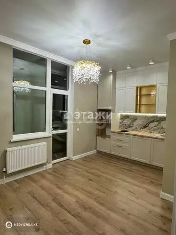 1-комнатная квартира, этаж 9 из 15, 51 м²