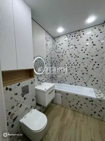 1-комнатная квартира, этаж 9 из 15, 51 м²