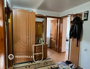 65.6 м², 4-комнатная квартира, этаж 3 из 4, 66 м², изображение - 5