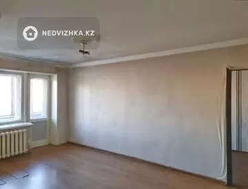 2-комнатная квартира, этаж 4 из 5, 45 м²