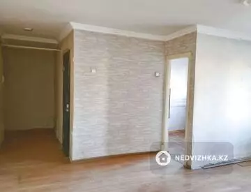 2-комнатная квартира, этаж 4 из 5, 45 м²