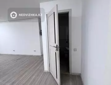 Помещение, этаж 1 из 2, 270 м², на длительный срок