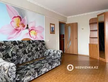 1-комнатная квартира, этаж 4 из 5, 36 м²