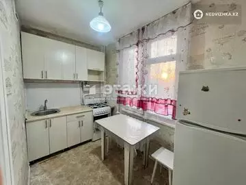 2-комнатная квартира, этаж 4 из 5, 45 м²