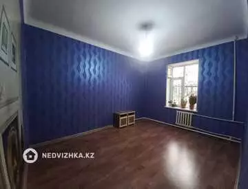 2-комнатная квартира, этаж 1 из 2, 49 м²