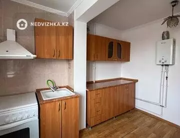 3-комнатная квартира, этаж 4 из 5, 61 м²