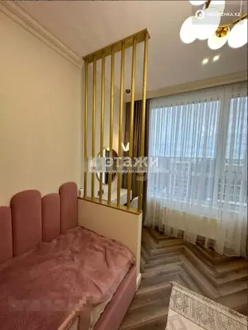 3-комнатная квартира, этаж 18 из 18, 65 м²