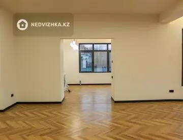 292 м², 4-комнатный дом, 9 соток, 292 м², изображение - 7