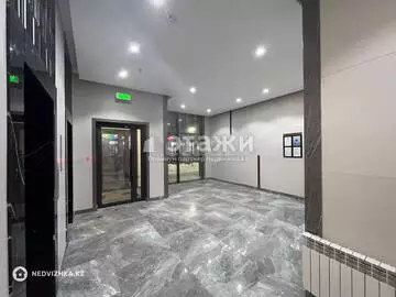 3-комнатная квартира, этаж 2 из 12, 85 м²