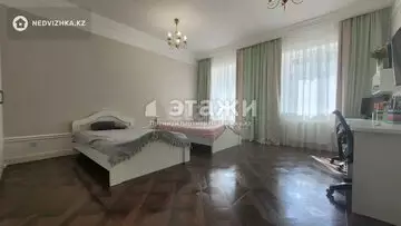 3-комнатная квартира, этаж 3 из 5, 97 м²